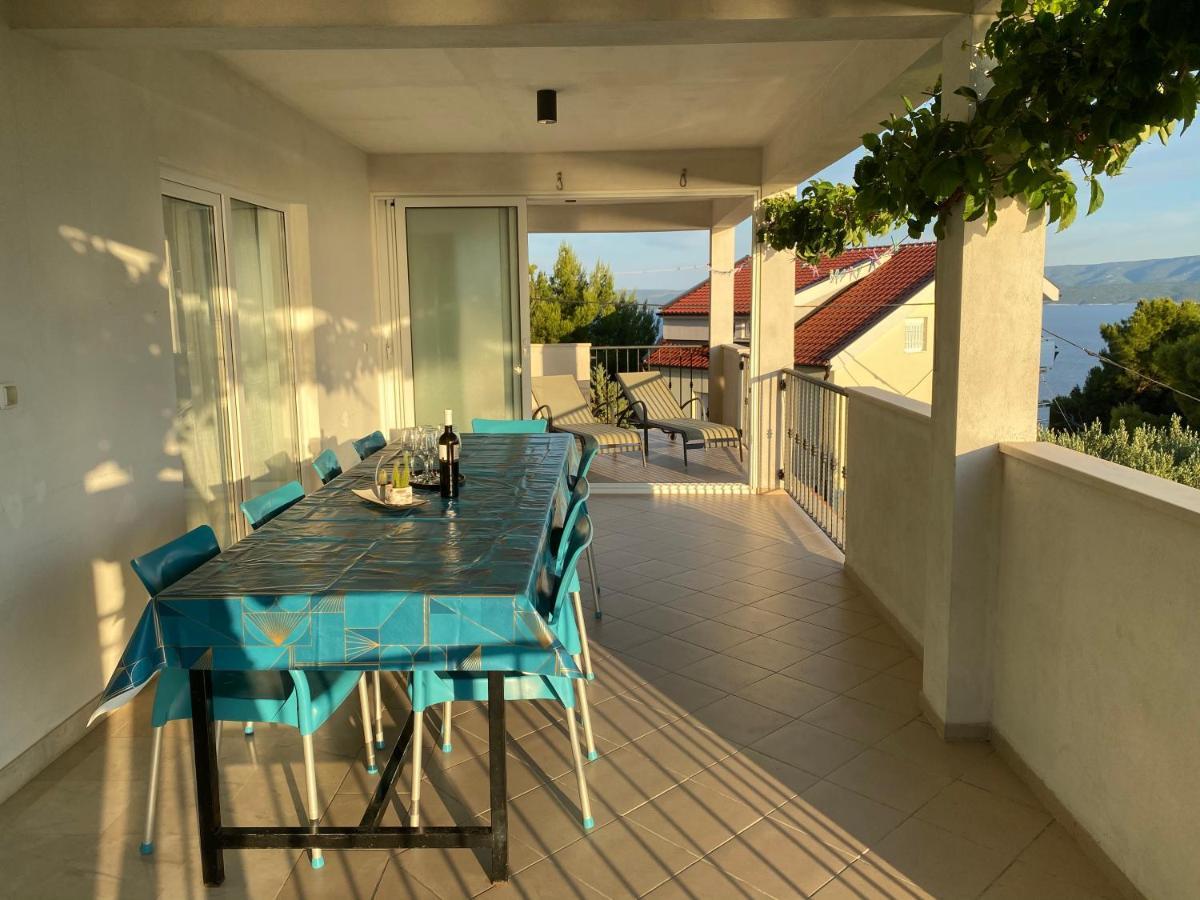 Apartmani Mateo 오미스 외부 사진