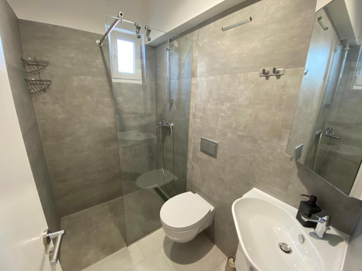 Apartmani Mateo 오미스 외부 사진