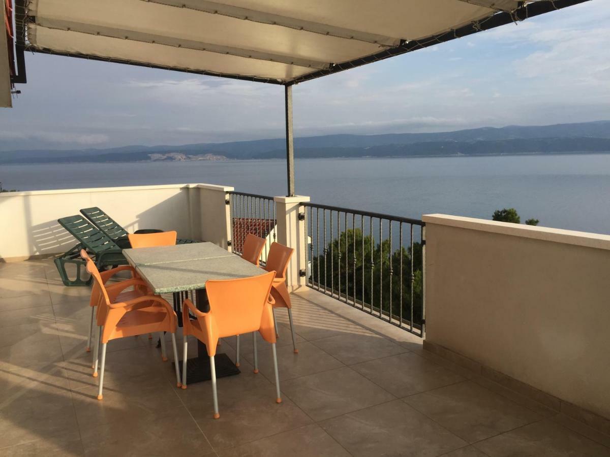 Apartmani Mateo 오미스 외부 사진